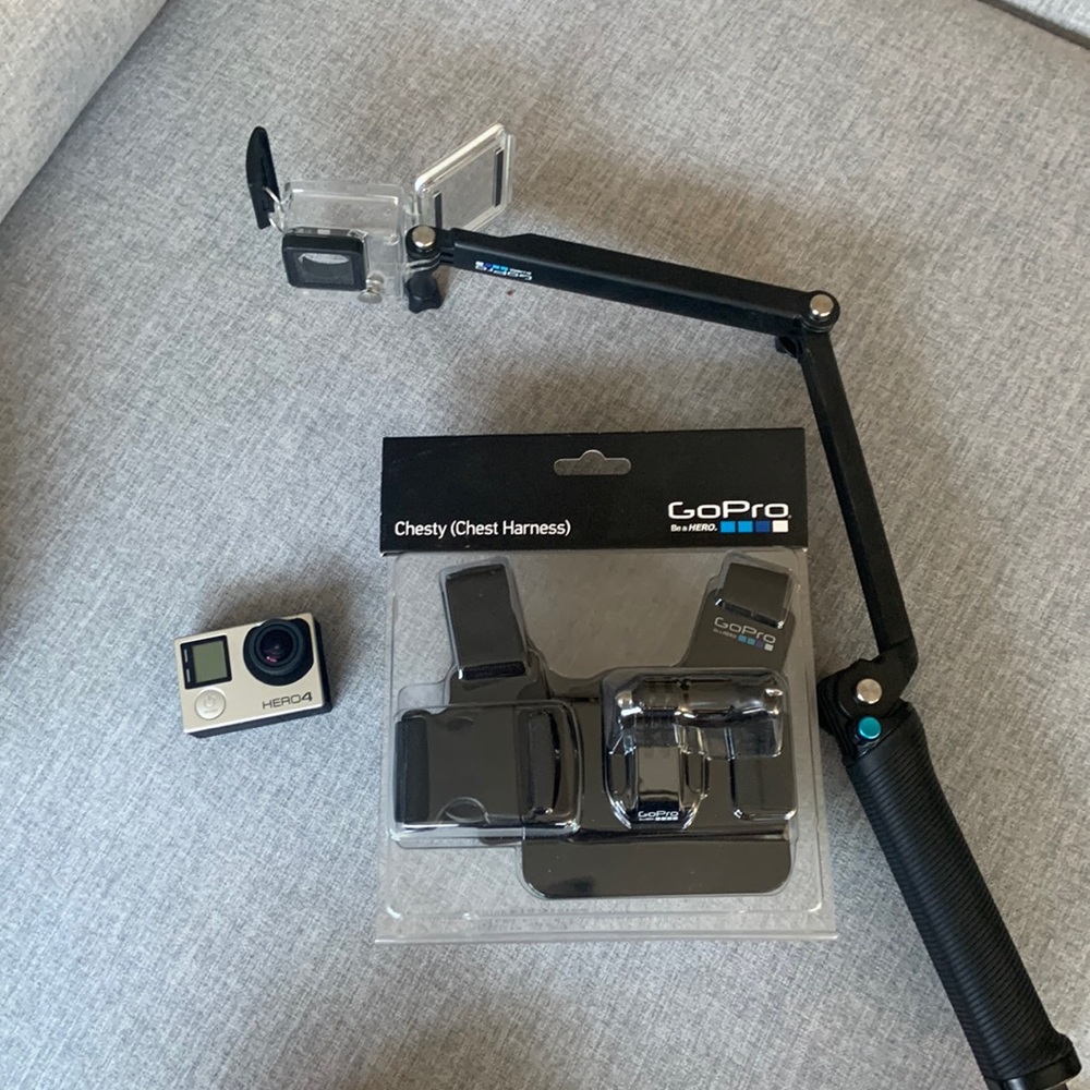 GO PRO HERO 4 + ACCESSORIES